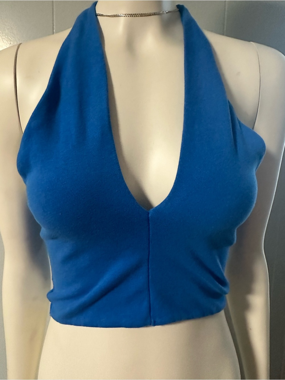 ZARA Blue Halter Crop Top Open Back Stretch Knit Size M (USA M / MEX 28)